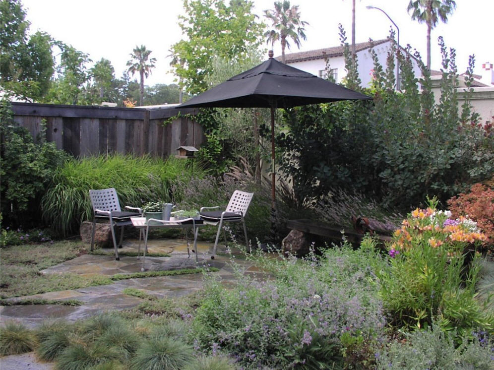 Backyard Eating Area