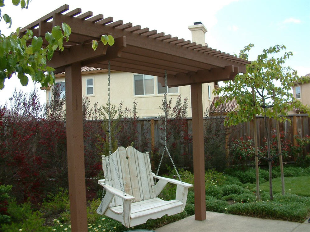 Trellis with Swing