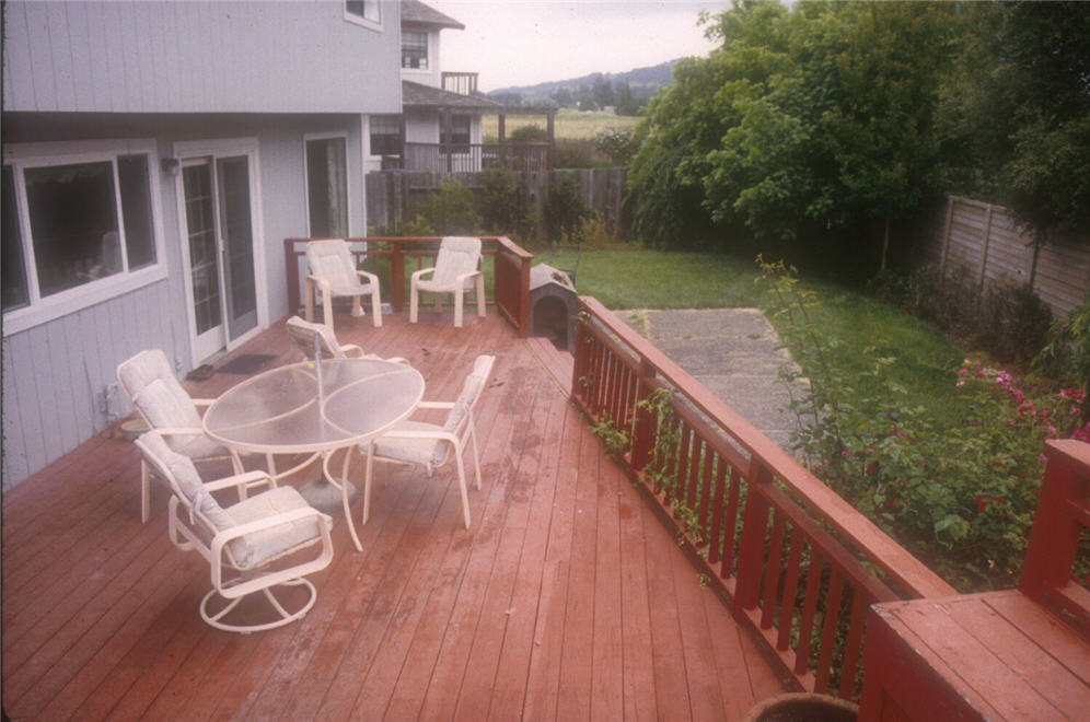 Upstairs Deck